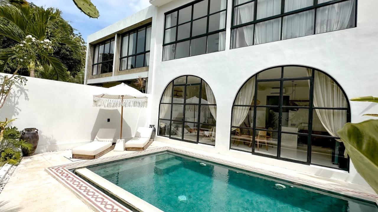 Villa Akhila Canggu Exterior photo